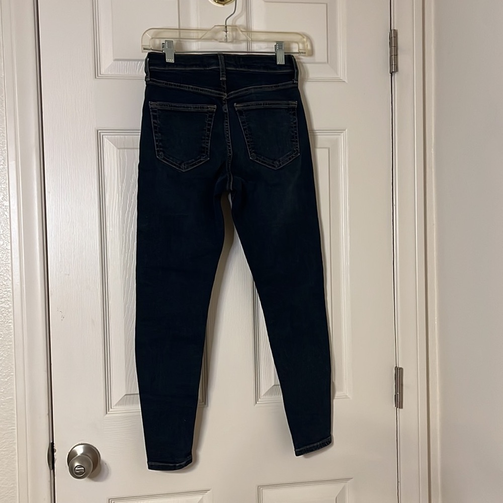 ๐ฅ๐HOST PICK๐๐ฅ NWT $80 Topshop Jamie skinny jeans with ripped hem size 4 - Picture 7 of 14